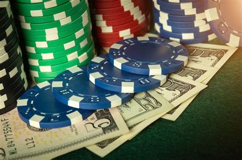 How to Use Bankroll Management In Online Poker.